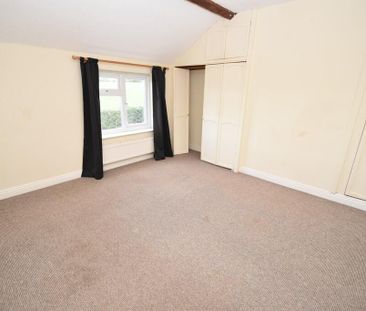 2 bedroom terraced house to rent - Photo 4