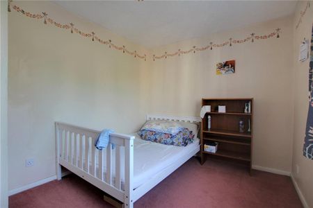 3 bedroom bungalow to rent - Photo 4