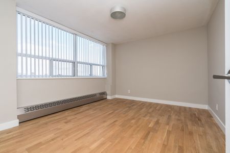 190 Jameson Avenue - Photo 3