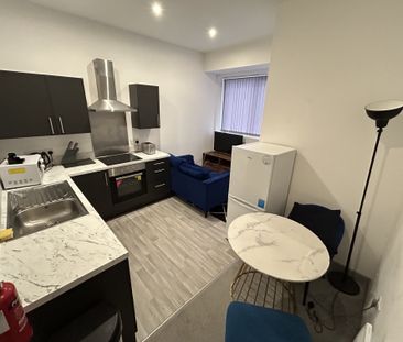 Dudley Road, Brierley Hill - Photo 5