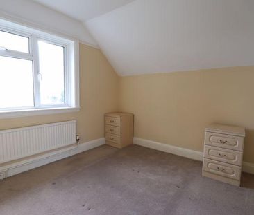 5 bedroom detached house to rent - Photo 2