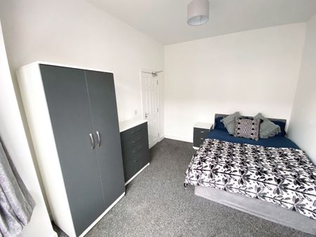 Room 1, 7 Coronation Road, Balby - Photo 3