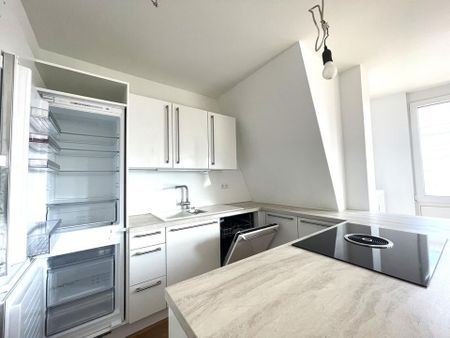 Neuwertige 2,5 Zimmerwohnung am Sedanplatz - Photo 2