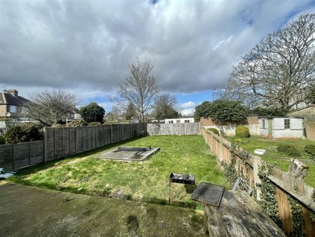 Blawith Road, Harrow - Photo 5