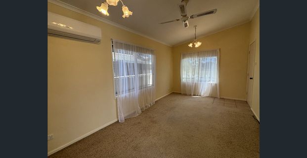 Prime Location - Photo 1