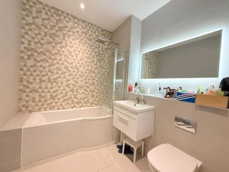 Avenue Court, Camberley - 1 bedroomProperty for lettings - Seymours - Photo 5