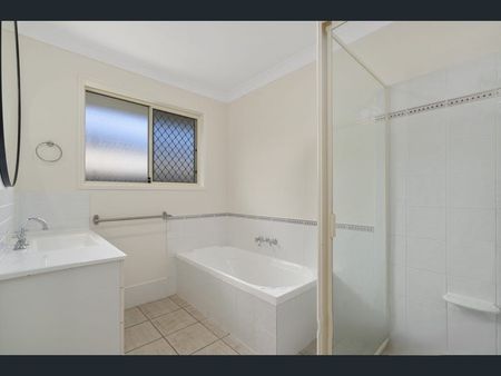 39 Brickfield Road, Aspley, QLD 4034 - Photo 5