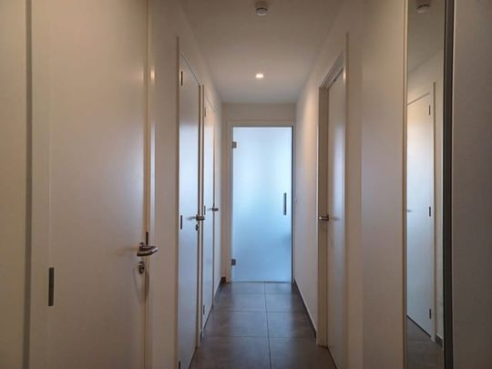 Appartement te huur - Photo 1