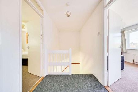 St Michaels Road, Canterbury, CT2 - Photo 2