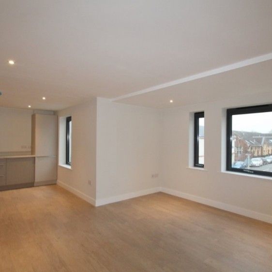 Knapp Road, Cheltenham, GL50 - Photo 1