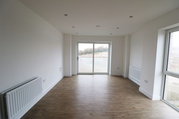 2 Bed Flat, Brooklands Court, LU2 - Photo 1