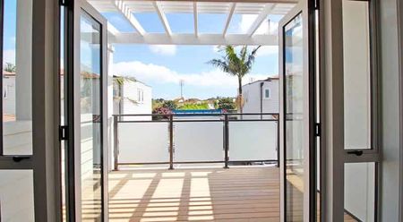 3 Bedroom Property - Photo 3