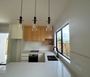 2 Bedrooms on Smythe Rd - Photo 6