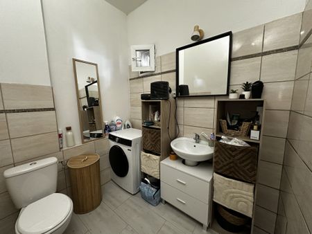 Location Appartement 2 pièces 39m² TOULON 83000 - Photo 4