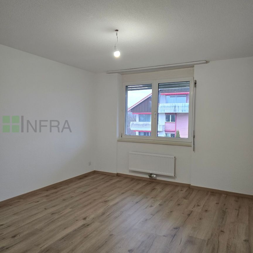 Renovated 4.5-room apartment on the 2nd floor, without elevator - Photo 1