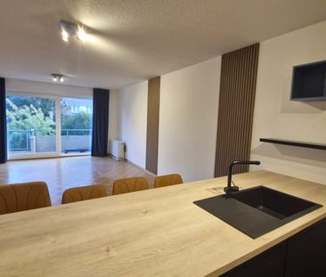 Appartement te huur - foto 2