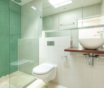 Charming Two Bedroom Home - Photo 4