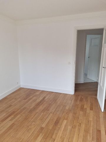 A LOUER 2P SURESNES 45.16m² REFAIT NEUF - Photo 5