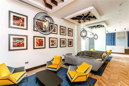 SOUGHT OUT DEVELOPMENT | AVAILABLE JAN 24TH | IN HIGH DEMAND | PARKING AVAILABLE | PRIME LOCATION | 24-HOUR CONCIERGE | RESIDENTS GYM | BLEND OF COMFORT AND CONVENIENCE - Photo 5