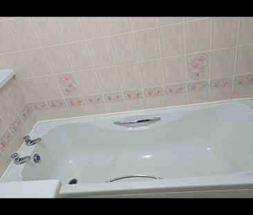 2 Bed Semi-Detached House, Thomas Close, NG3 - Photo 1