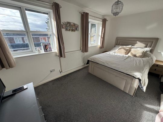 Poplar Road, Kidderminster - Photo 1