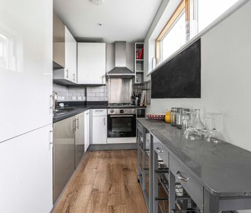 419 High Road - Photo 5