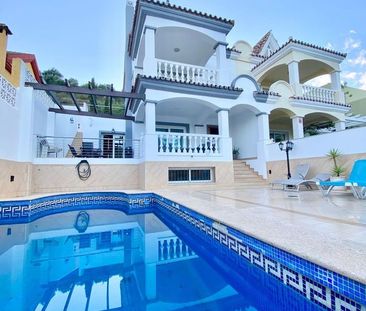 Alquiler de casa o chalet independiente en Calle Camelia - Foto 2