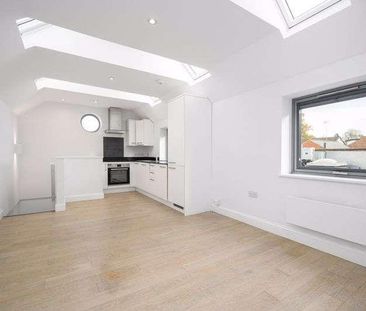 Queens Road, Weybridge, KT13 - Photo 3