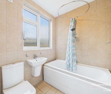 Leith Close, London, NW9 - Photo 4