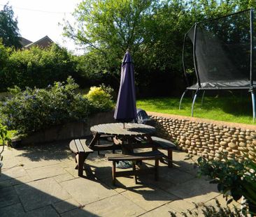 4 bedroom detached house to rent - Photo 1