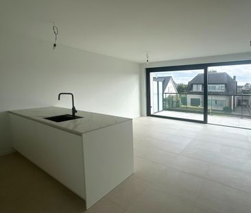 Modern appartement met 2 slaapkamers, groot terras & autostaanplaat... - Photo 3