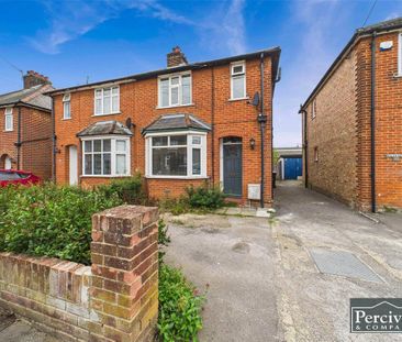 3 bedroom semi-detached house to rent - Photo 1