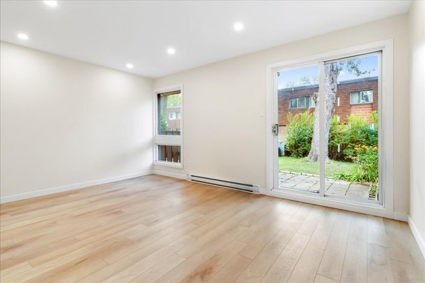 Rue Andras, H9B 1R7, Dollard-Des-Ormeaux - Photo 1