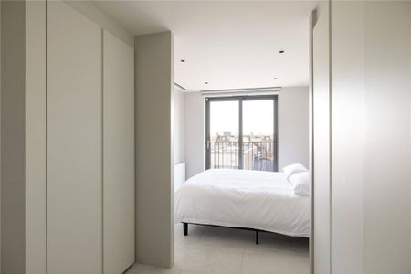 3 bedroom penthouse to rent - Photo 4