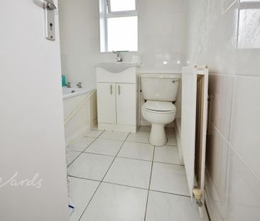 3 bedroom apartment to rent - Photo 6