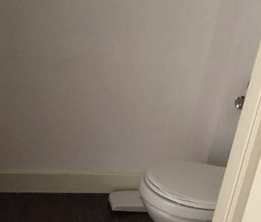 Appartement F2 rénové Metz centre avec GARAGE - Photo 3