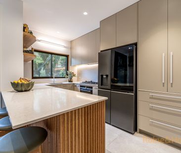 Luxury Living Opposite Parklands - Architecturally Renovated Town H... - Photo 3