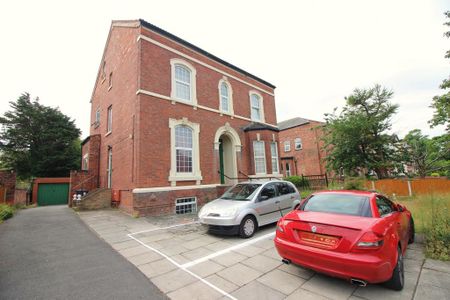 2 bedroom flat to rent - Photo 4