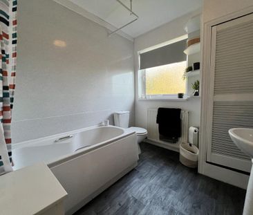 3 bedroom terraced house to rent - Photo 6