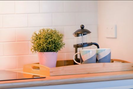 7 Bedroom Apartment - Queen Bed - Photo 4