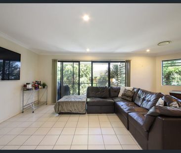 Modern Apartment in the heart of Coorparoo - Photo 2