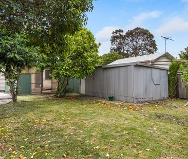 Spacious Living in a Prime West Footscray Location - Photo 5