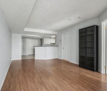 For Lease - 310 Central Park Drive, Carlington - Central Park, Ontario - Photo 3