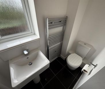 3 bedroom detached house to rent - Photo 4