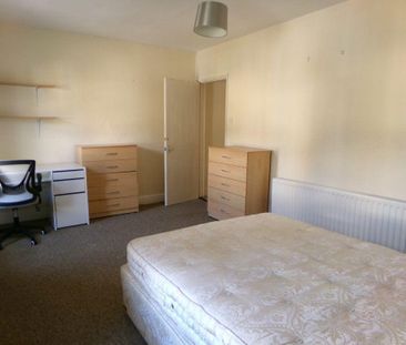 3 bedroom house to rent - Photo 2