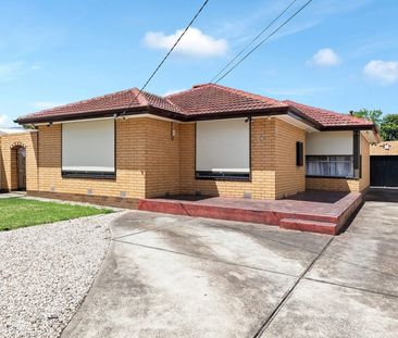 24 Sandra Street, Kings Park VIC 3021 - House For Rent | Domain - Photo 6