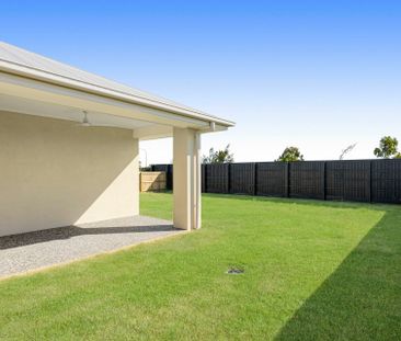 39 Jacana Street, GLENVALE - Photo 4