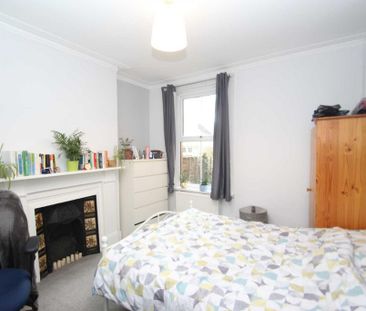 5 bedroom end of terrace house to rent - Photo 5