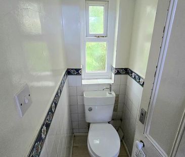 9 bedroom semi-detached house to rent - Photo 6