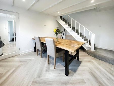 2 bedroom detached house to rent - Photo 4